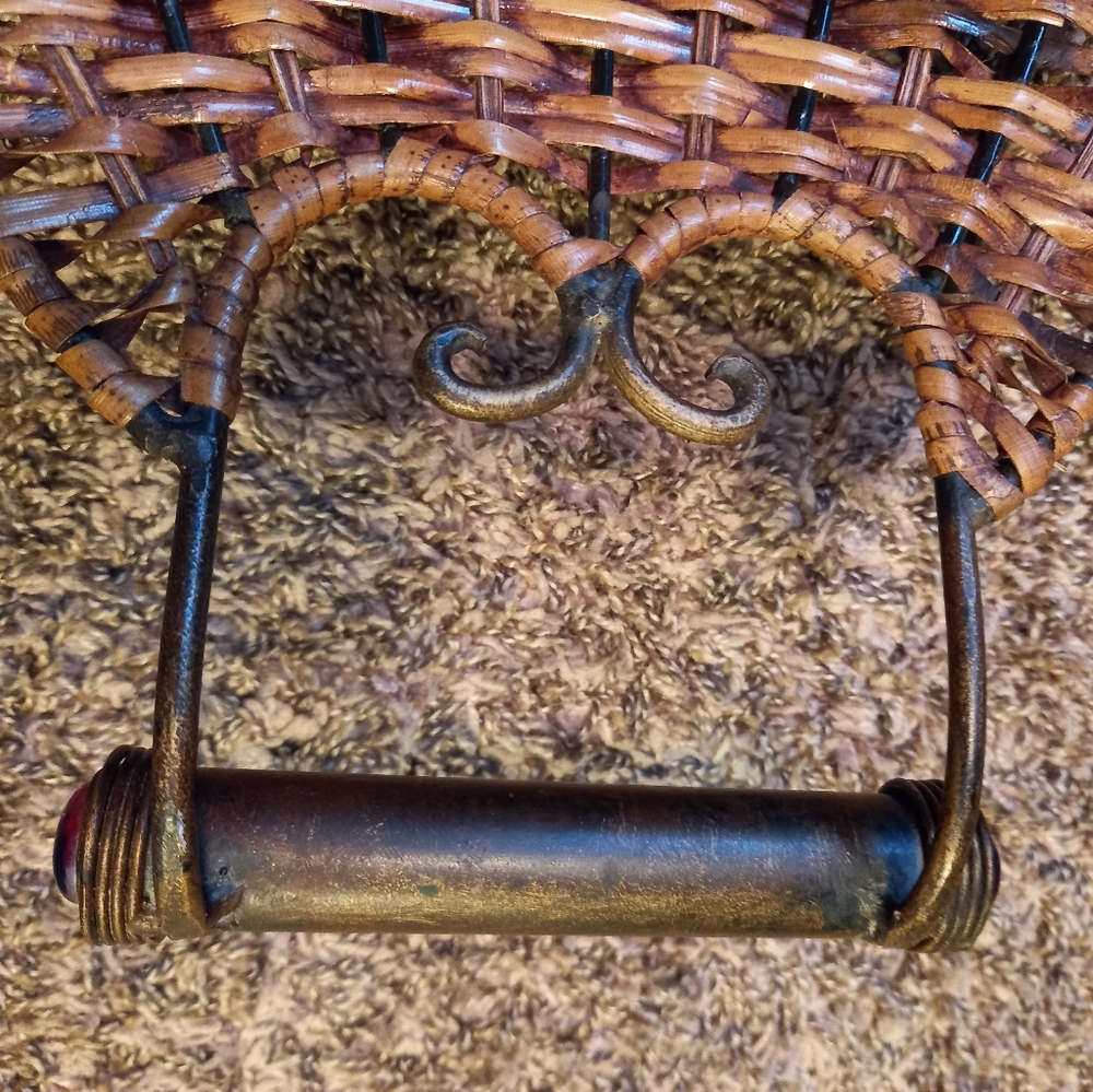 Vintage Metal & Woven Grass Basket - Picture 6 of 7